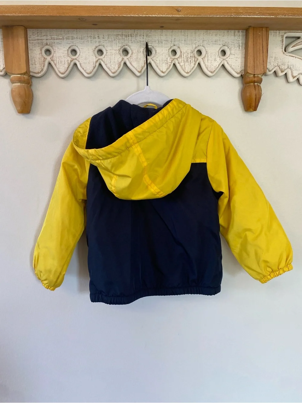 OshKosh B’gosh Vintage Colorblock Hooded Windbreaker Jacket with fleece lining